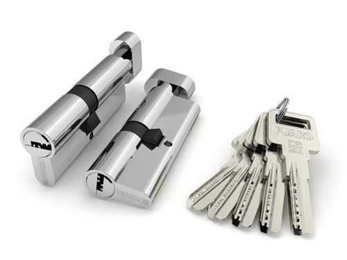 Цилиндровый механизм Fuaro (Фуаро) с вертушкой R602/70 mm-BL (30+10+30) CP хром 5 кл. БЛИСТЕР